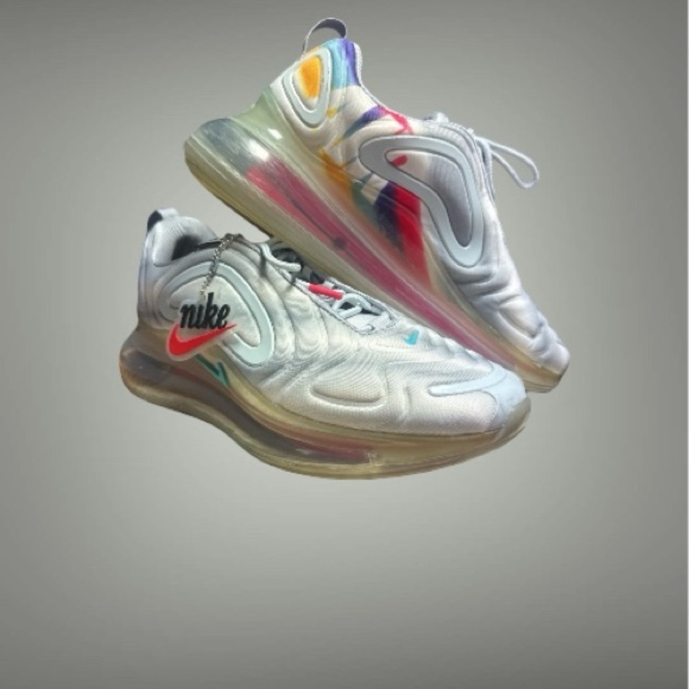 Nike Air Max 720 Silver with Multicolor Accents Men's Size 9.5